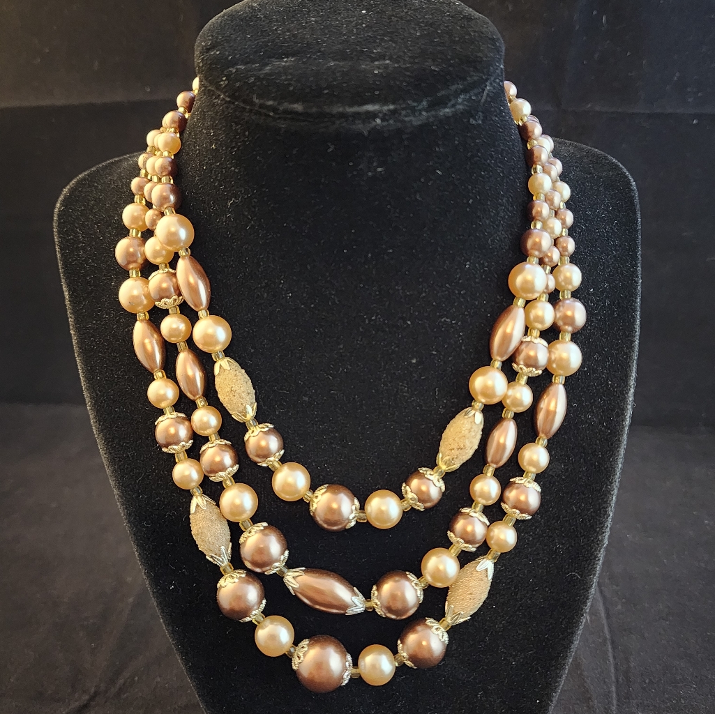 Japan 3 Strand Earth Tone Beaded Necklace With Gold Tone Accents 25$